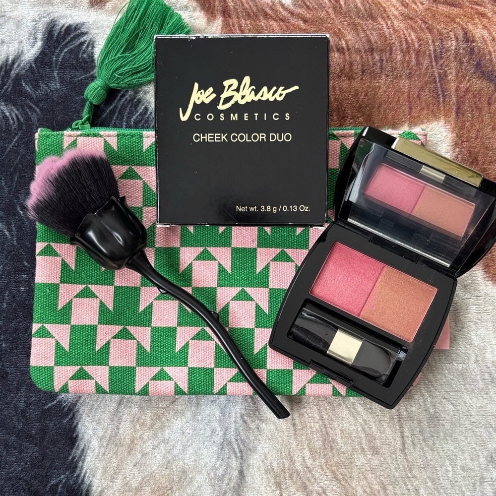 Brand New Joe Blasco Cosmetics Cheek Color Duo Rose Flower Brush & Makeup Pouch